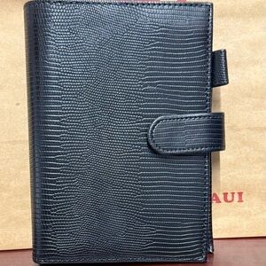 Elegant Black Textured A6 Binder perfect for cash stuffing